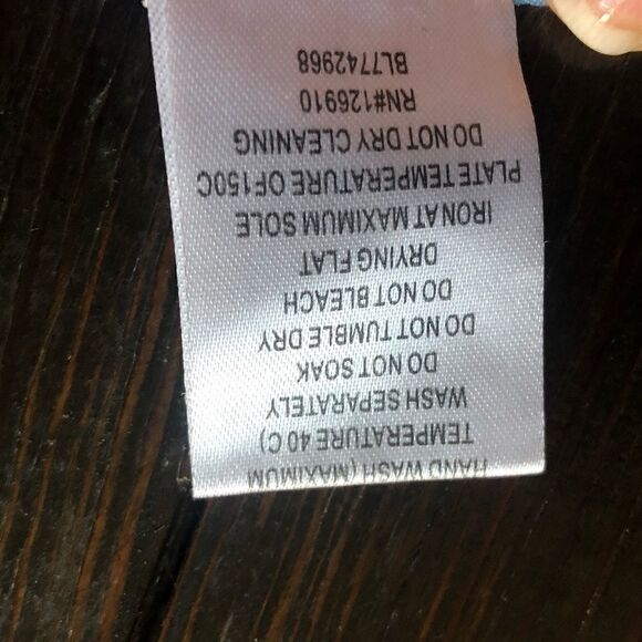 Koret Crew Neck Sweater with fringe detail in white and coral Size Large - Picture 3 of 9